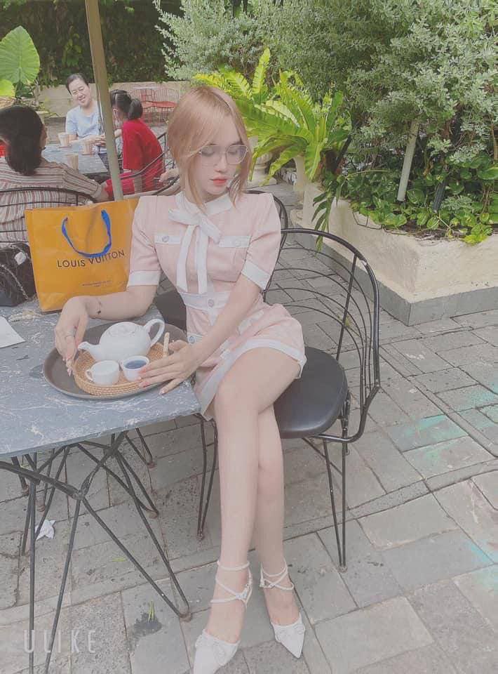 đang học bài bị anh sàm sỡ rồi địt